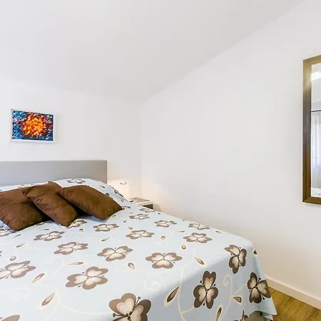 Elvira - Smokva - A48572 Appartement *